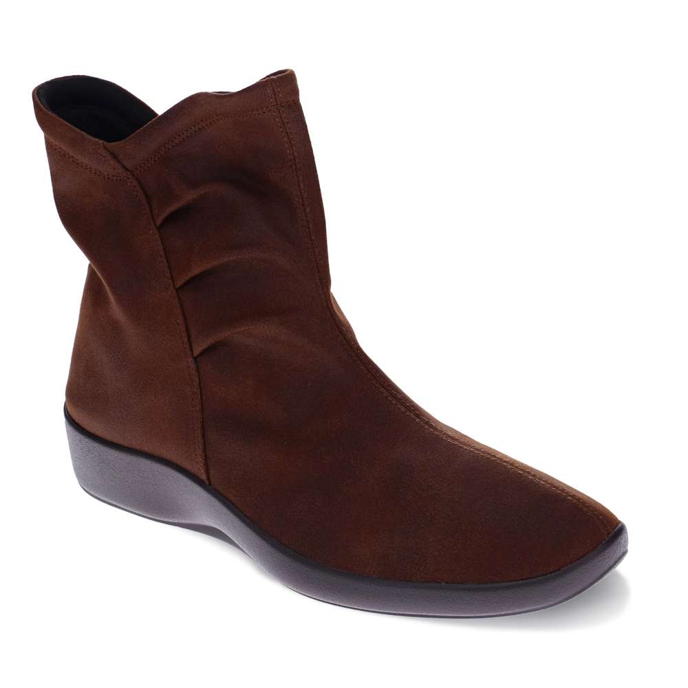 Karla Boots - Brown