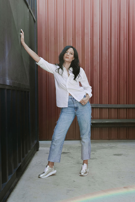 Lifestyle image for Los Angeles Sneaker - Gold Multi