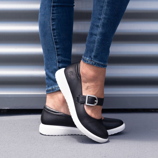 Lifestyle image for Besty Mary-Jane - Black