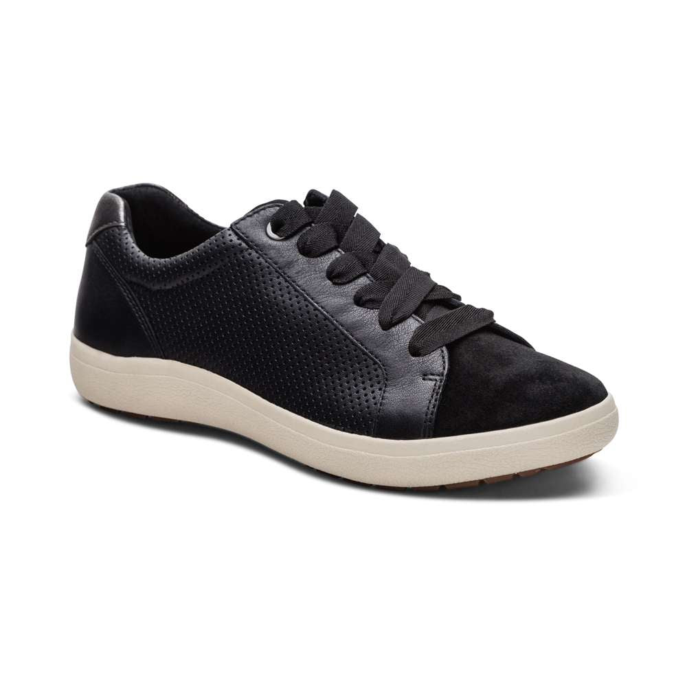 Courtney Lace-up Sneakers - Black