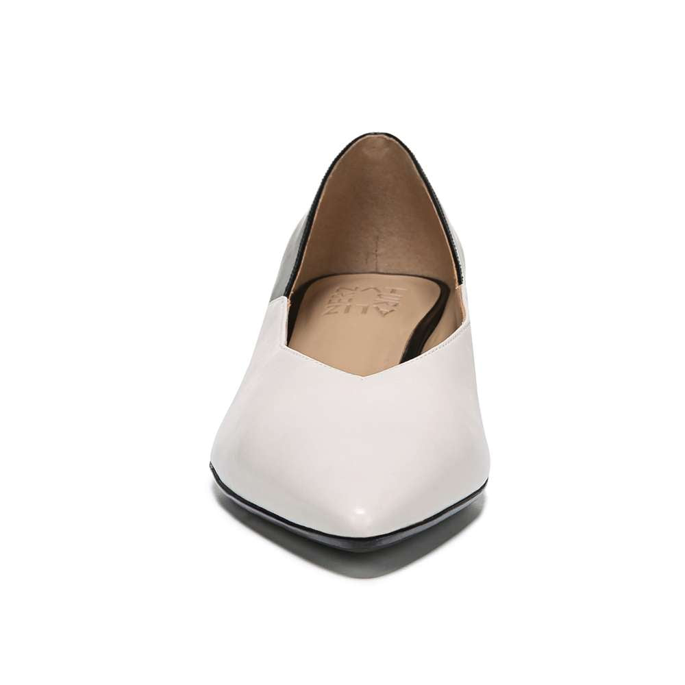 Betty Low Heel - White