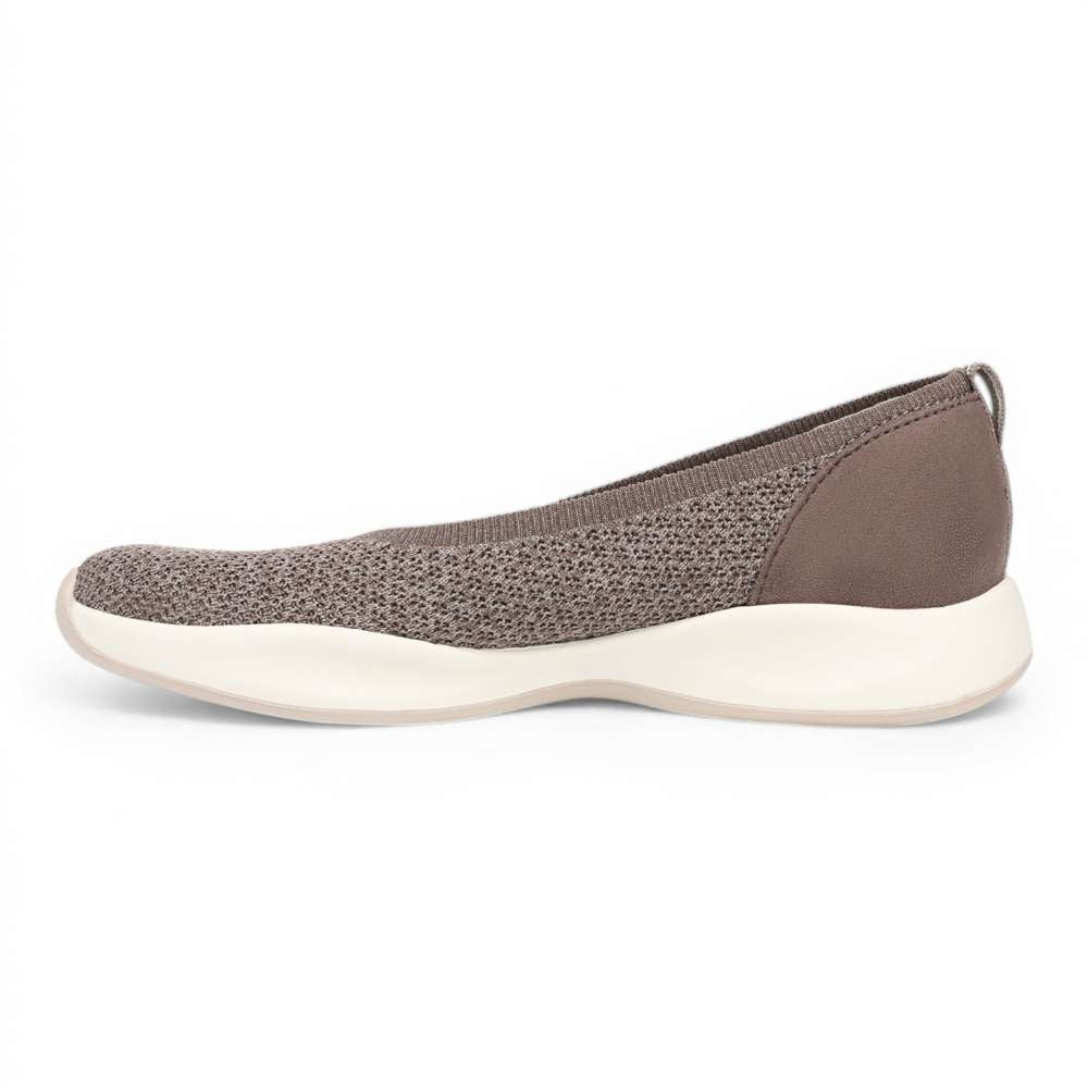 Unity Skimmer Active Slip-On - Brown Latte
