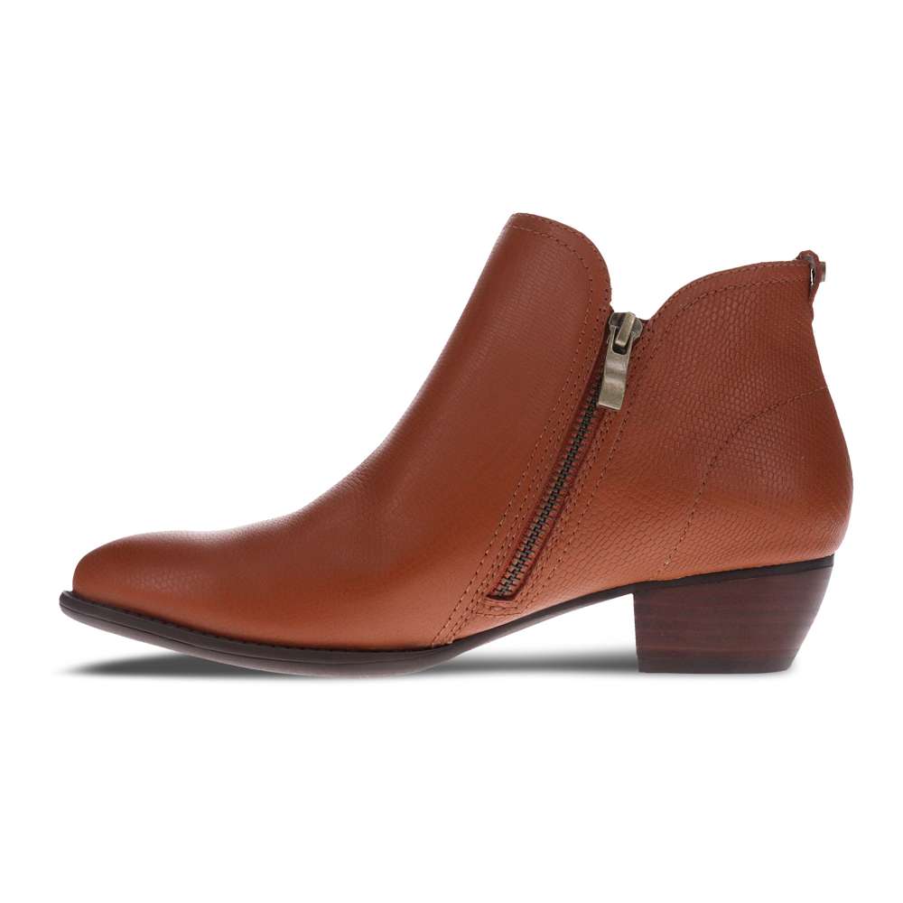 Delta Bootie - Cognac