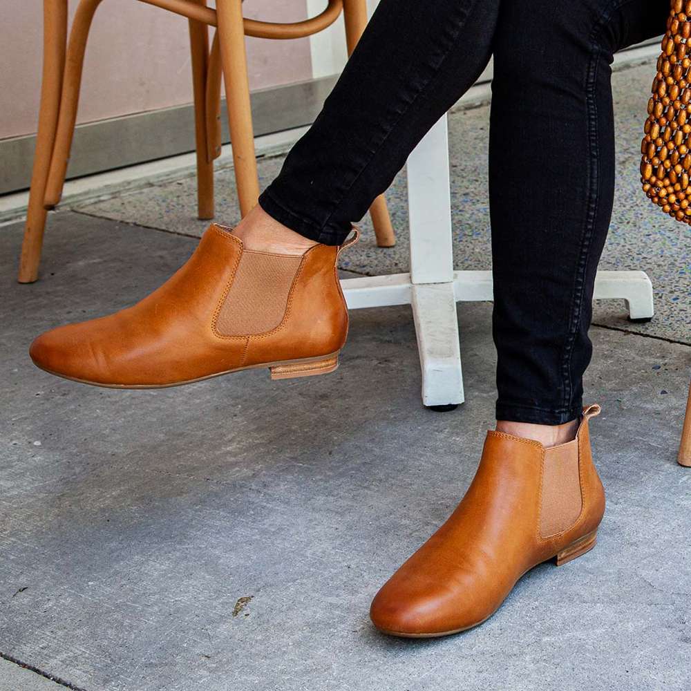 Sally Chelsea Boot - Dark Tan