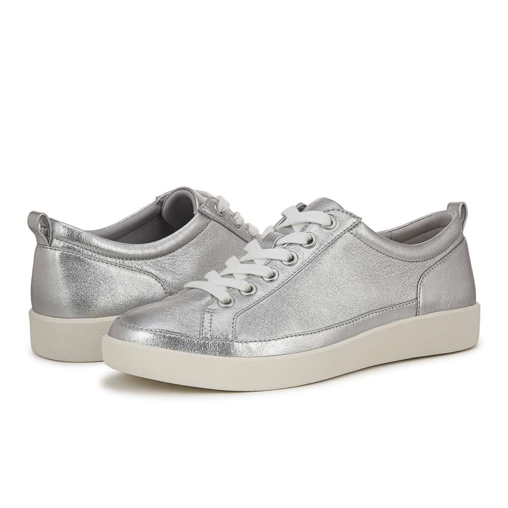 Winny Lace-Up Sneaker - Silver